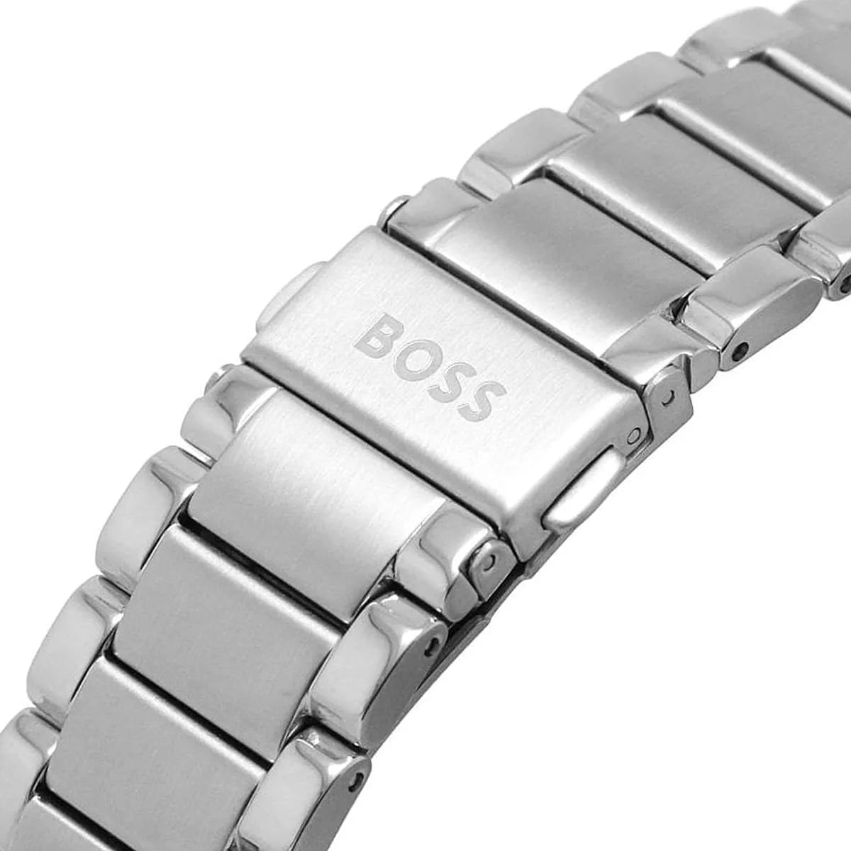 Hugo Boss Tyler stainless steel bracelet detail with BOSS clasp link
