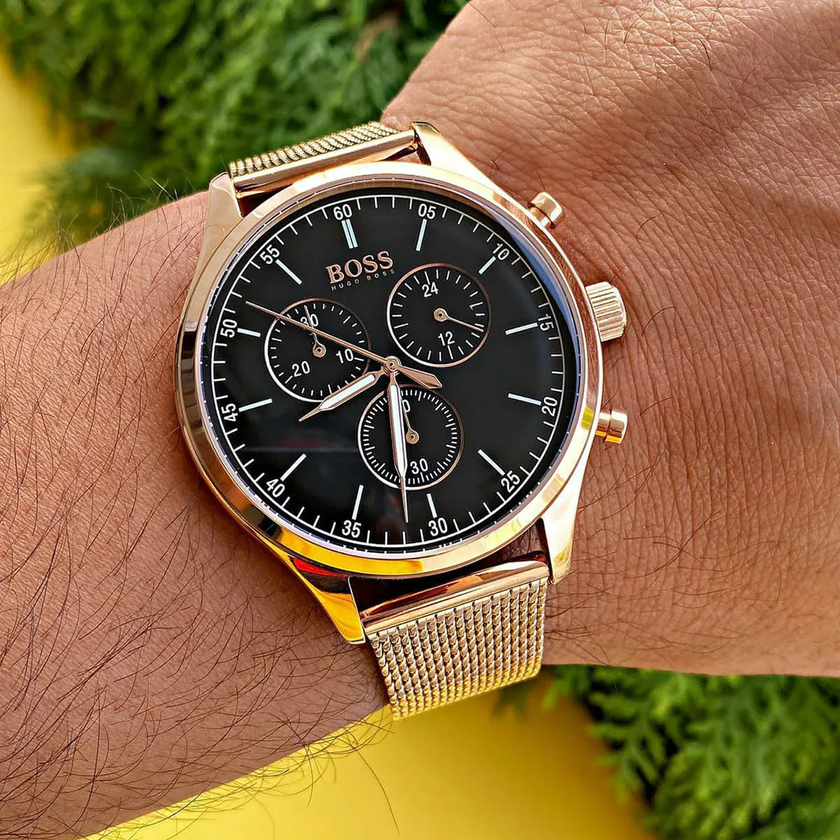 Hugo Boss Companion 1513548 chronograph watch on wrist with rose gold mesh strap