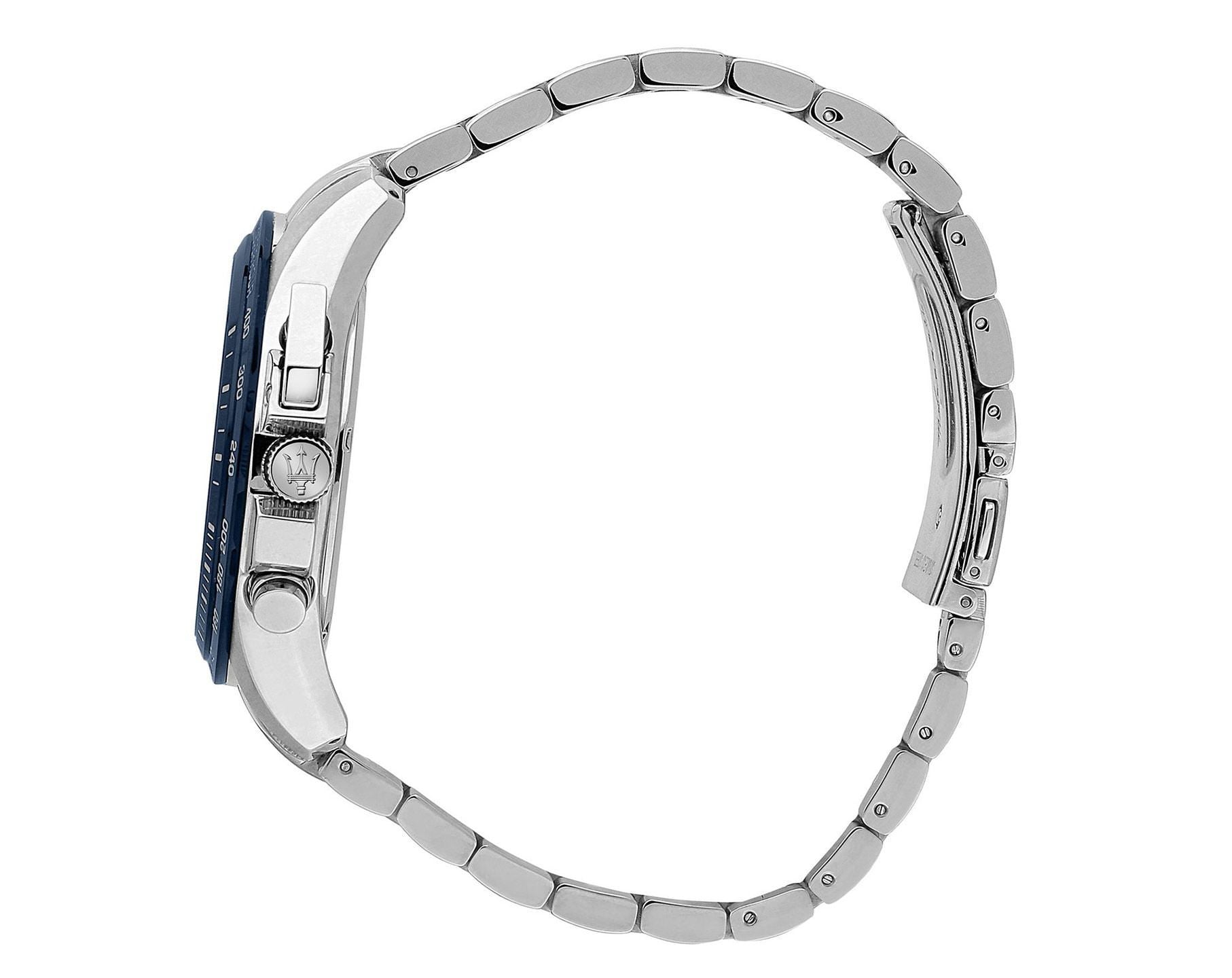 Maserati Traguardo watch side view of case and steel bracelet