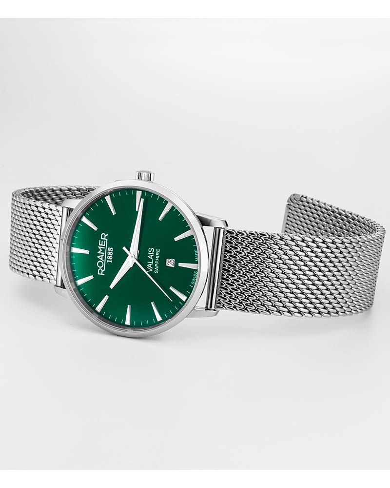 Roamer Valais watch side profile with mesh strap