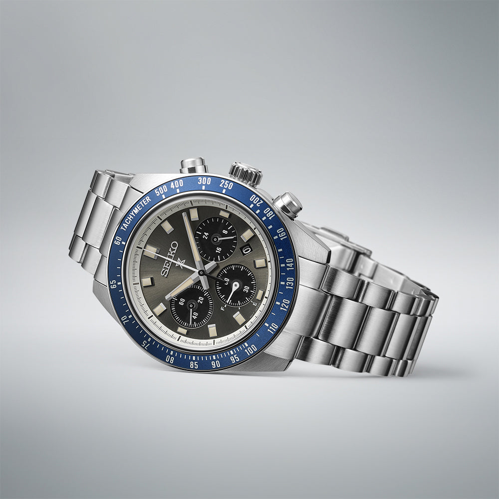 Seiko Prospex Speedtimer SSC939P1 side view with stainless steel link bracelet