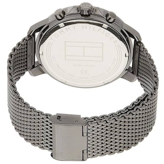 Tommy Hilfiger Deacan caseback showing stainless steel with logo and text