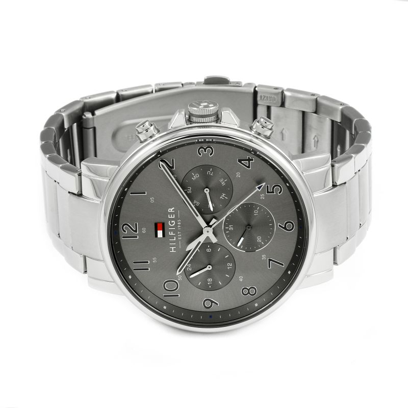 Tommy Hilfiger Quartz With Stainless Steel Strap Men's Watch 1710382 - The Watches Men & CO #4
