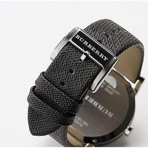 Burberry BU9024 black leather strap with Burberry buckle clasp detail