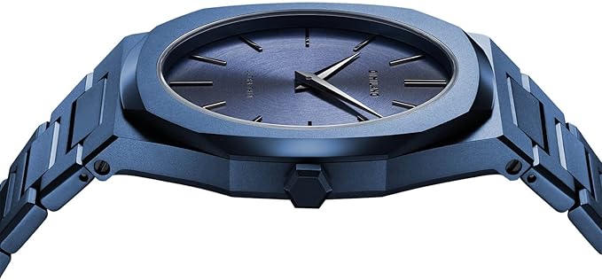 D1 Milano UTBJ21 dial detail with blue gradient face and minimalist markers
