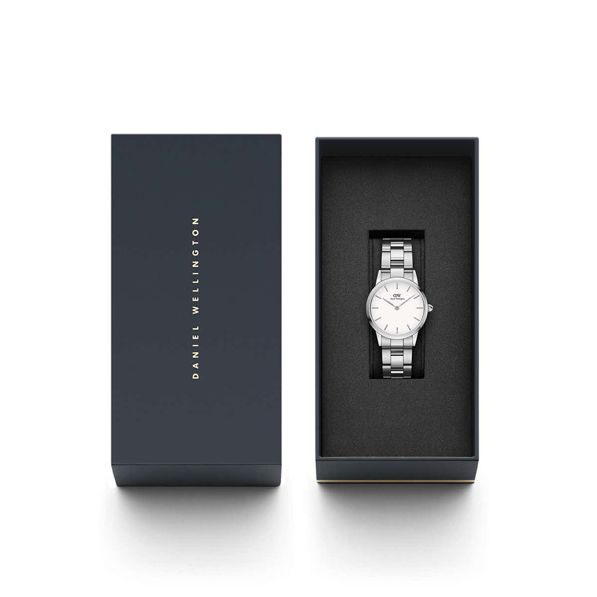 Daniel Wellington Iconic Link packaging with branded box, watch, and owner's guide
