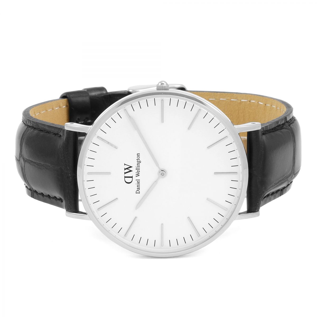 Daniel Wellington Reading 40mm watch shown from above with black leather strap detail