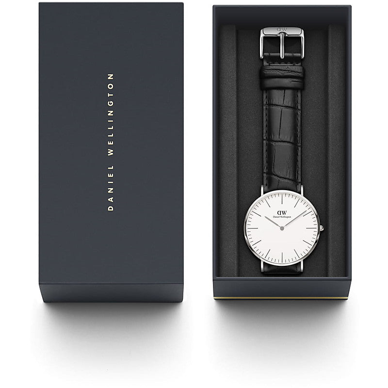 Daniel Wellington Reading watch with black leather strap in branded gift box packaging