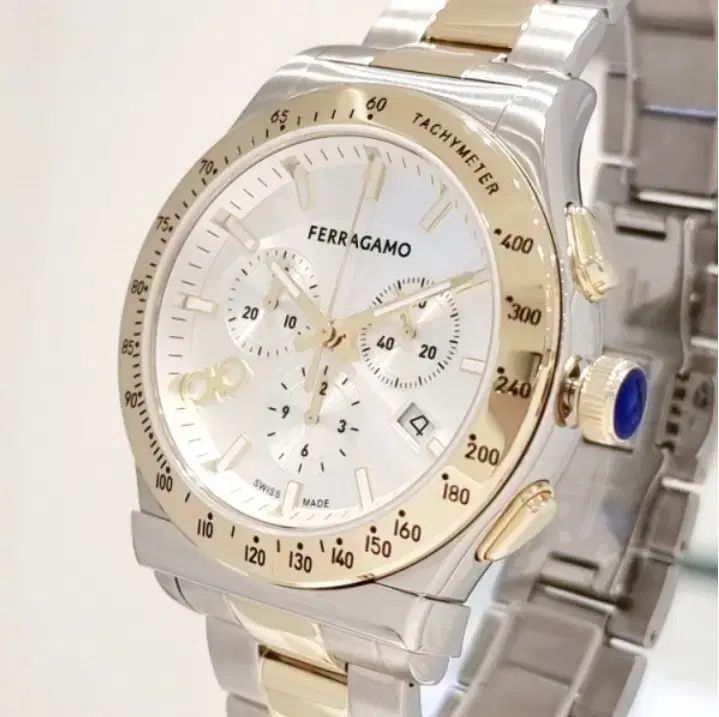 Ferragamo Salvatore 1927 watch side profile showing case thickness and chronograph pushers