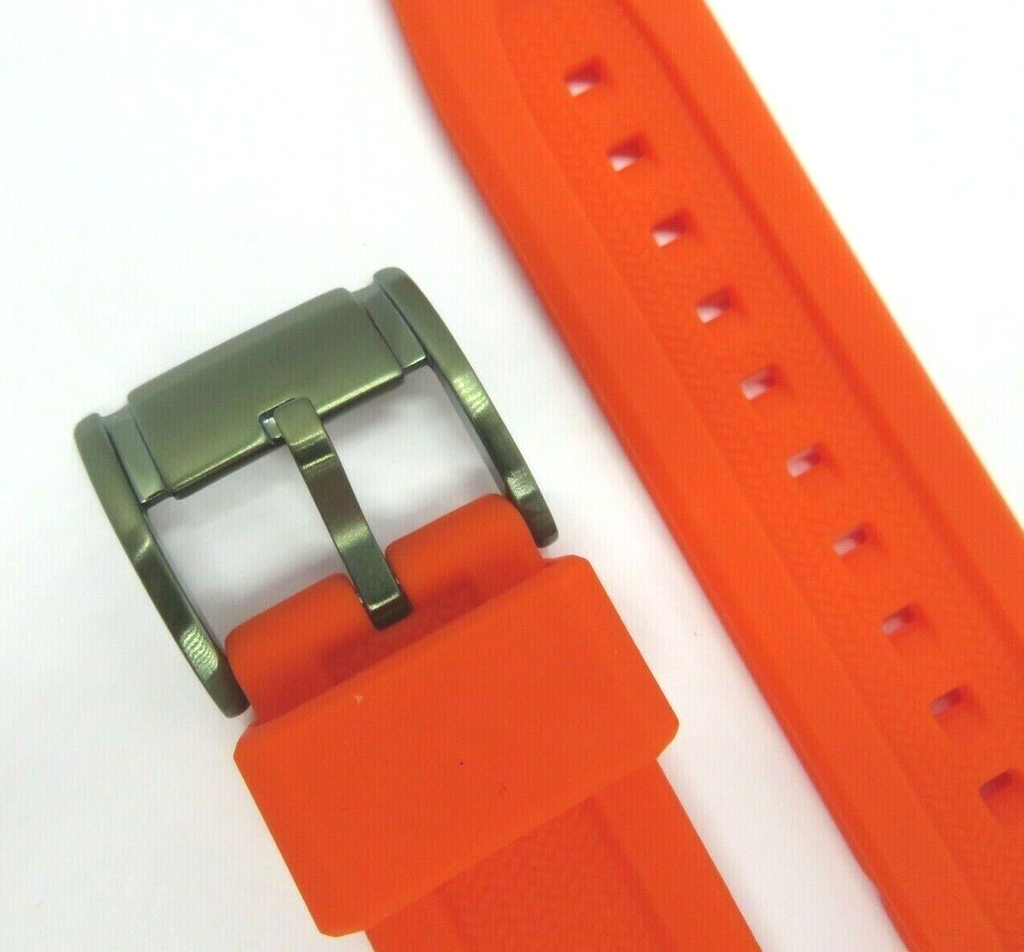 Fossil Bannon BQ2500 orange silicone strap with buckle and keeper detail