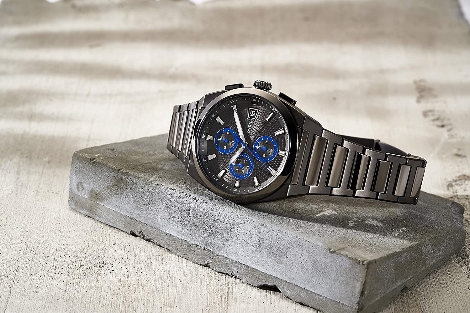 Fossil Everett Chronograph Quartz Grey Dial Men’s Watch FS5830 - Watch