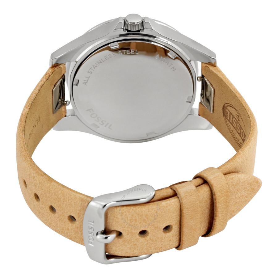 Fossil Riley watch caseback showing stainless steel back with Fossil branding