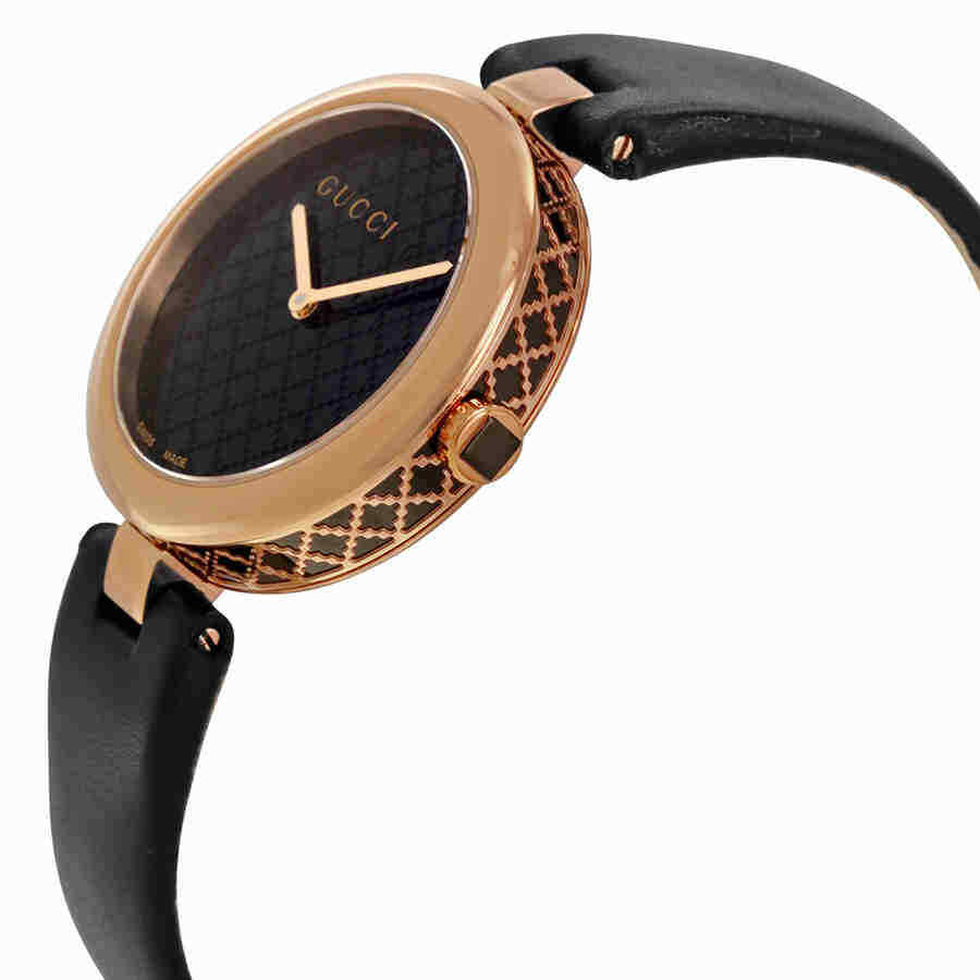 Gucci Diamantissima YA141401 side view showing rose gold case and black leather strap