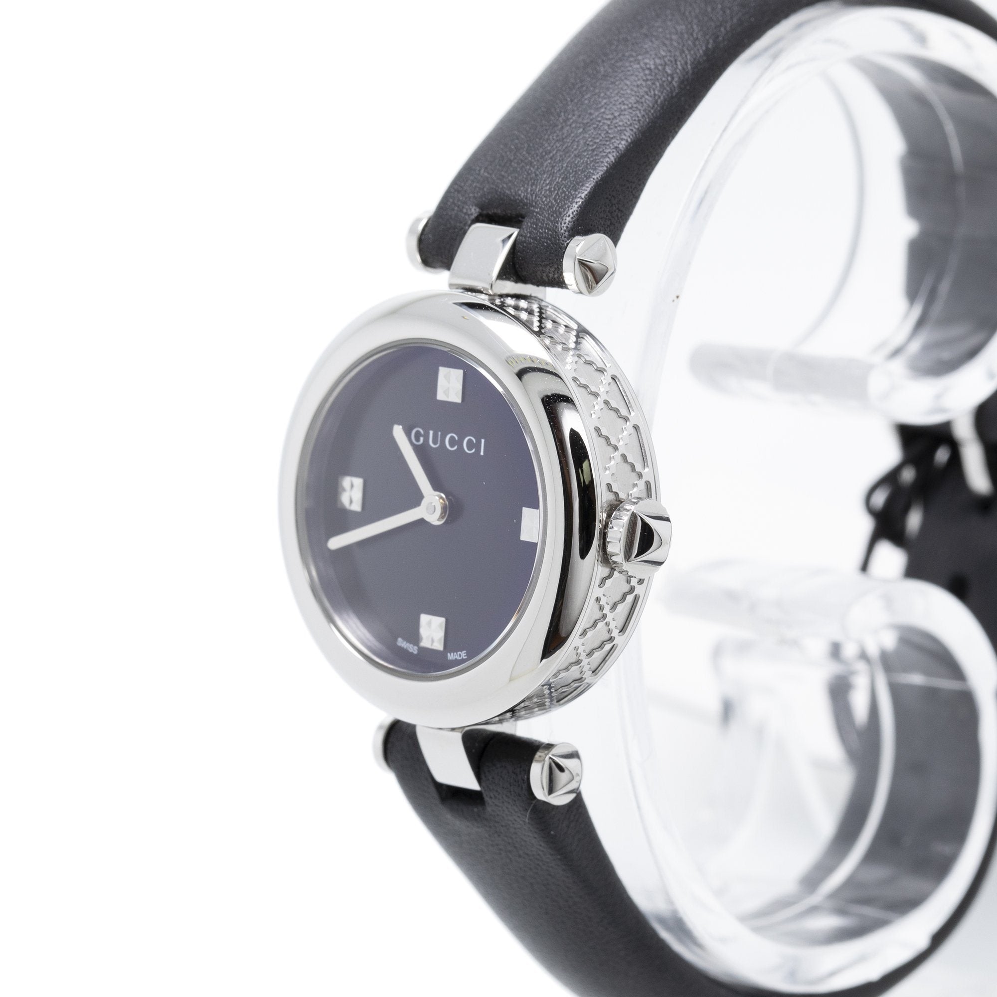 Gucci Diamantissima watch displayed with packaging boxes