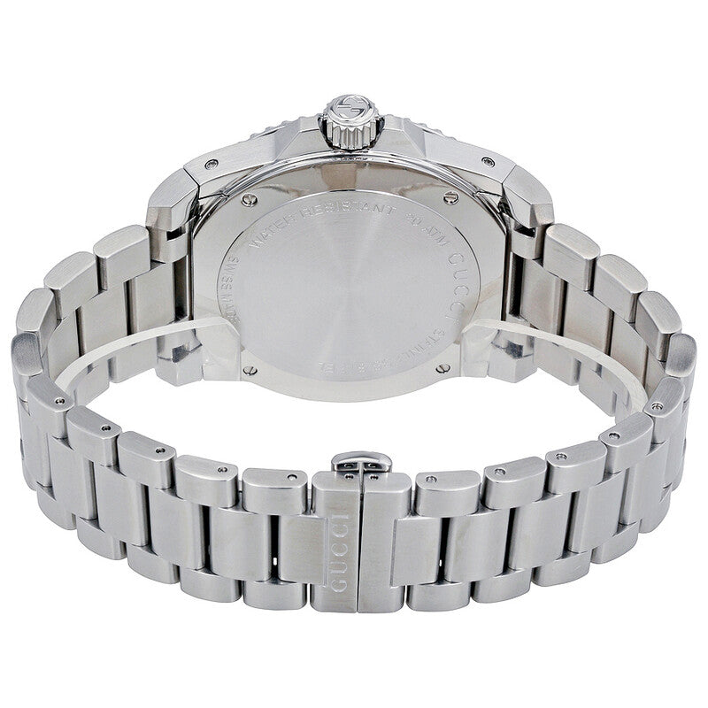 Gucci Dive XL caseback view of stainless steel bracelet