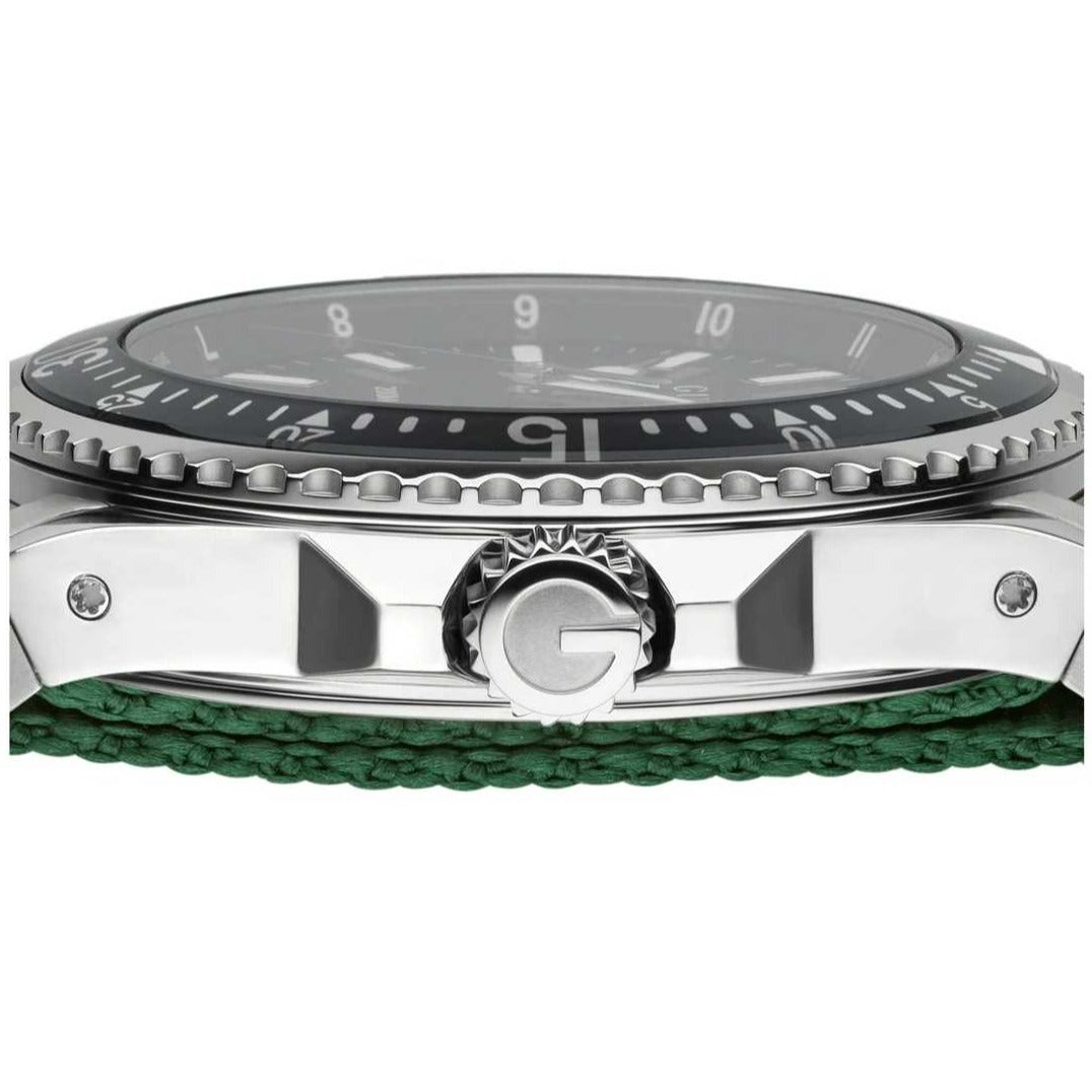 Gucci Dive YA136206 dial detail showing black face with hour markers and bezel
