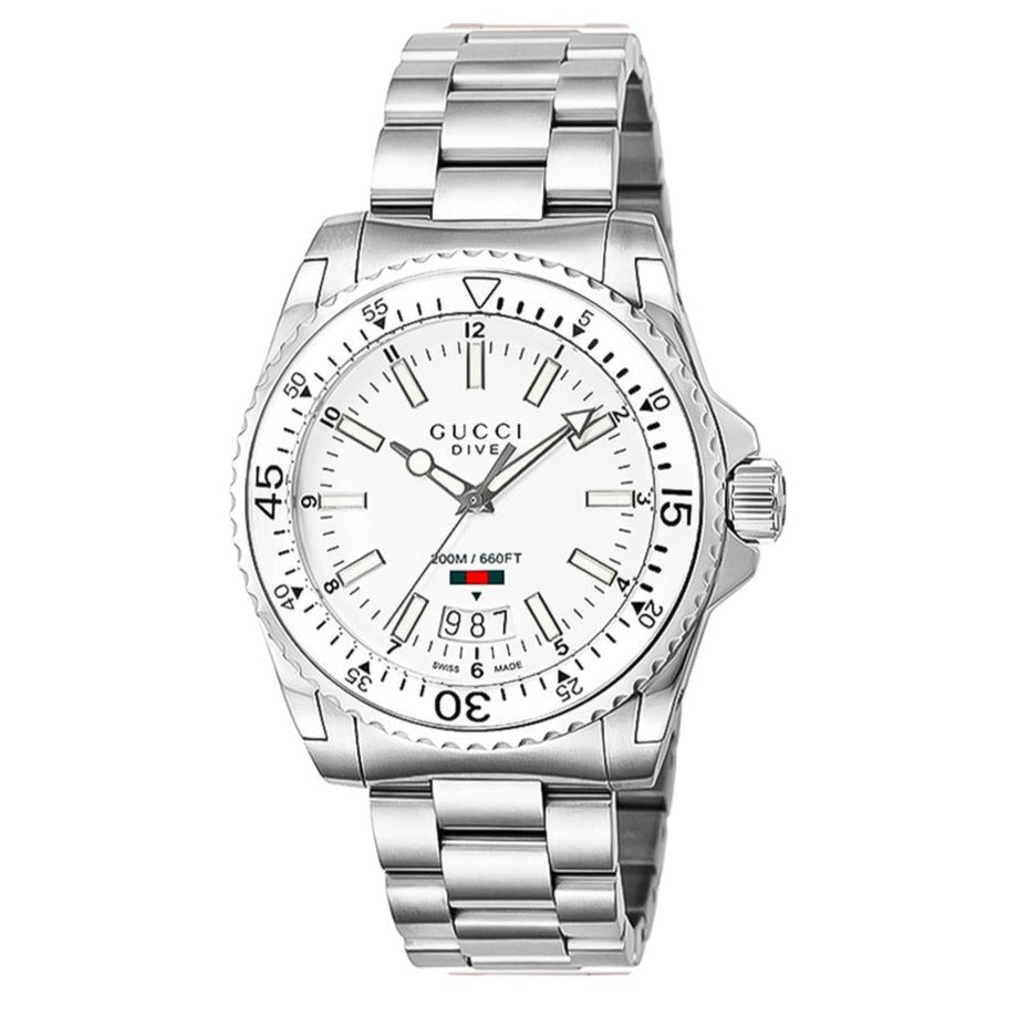 Gucci Dive YA136302 angled view showing dial and steel bracelet