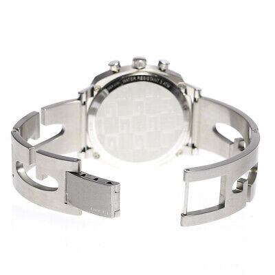 Gucci Grip YA157303 caseback and bracelet with stainless steel construction