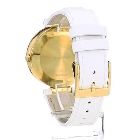Side profile of Gucci Interlocking watch displaying case thickness and buckle