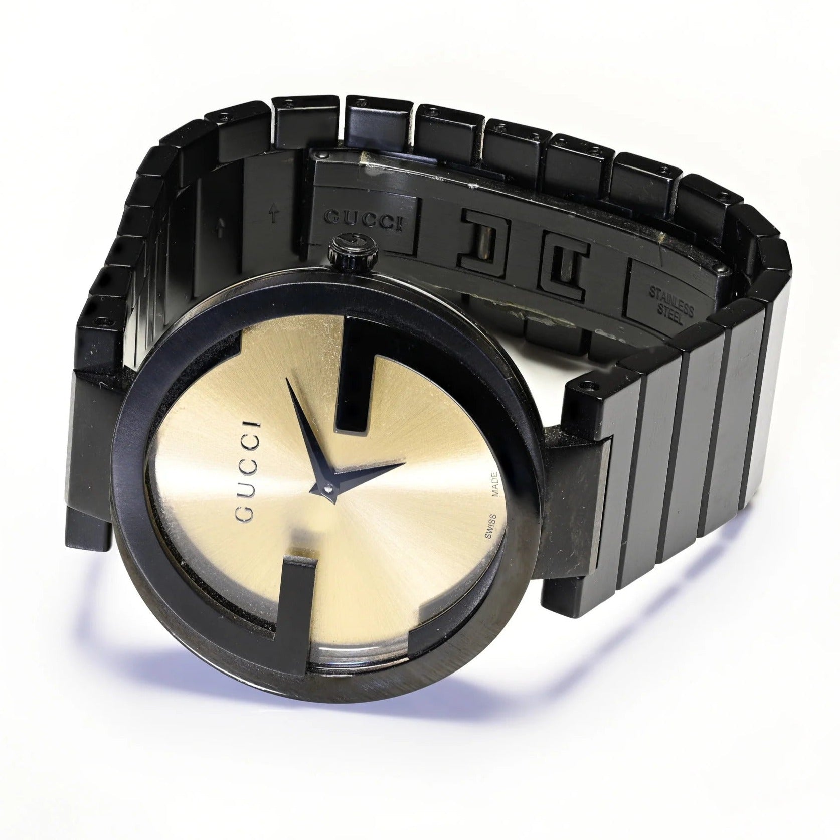 Gucci Grammy men's watch with black stainless steel link bracelet