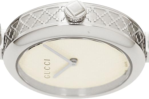 Gucci YA141402 dial detail showing mother of pearl surface with Gucci text and hands