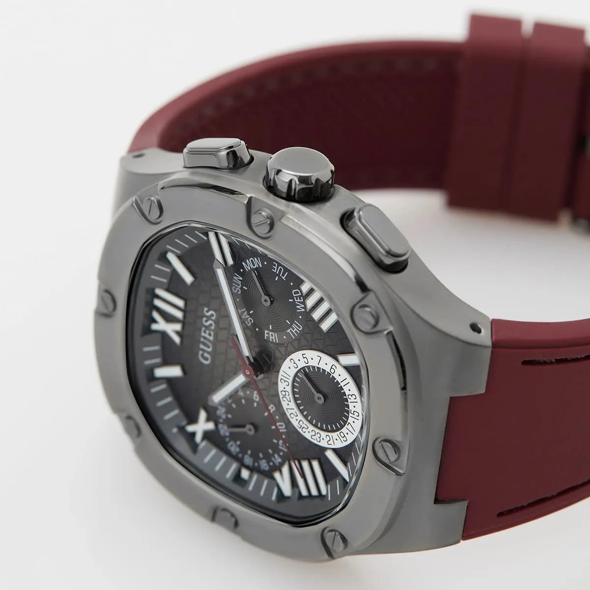 Close-up of GUESS GW0571G4 dial showing chronograph subdials and roman numeral markers