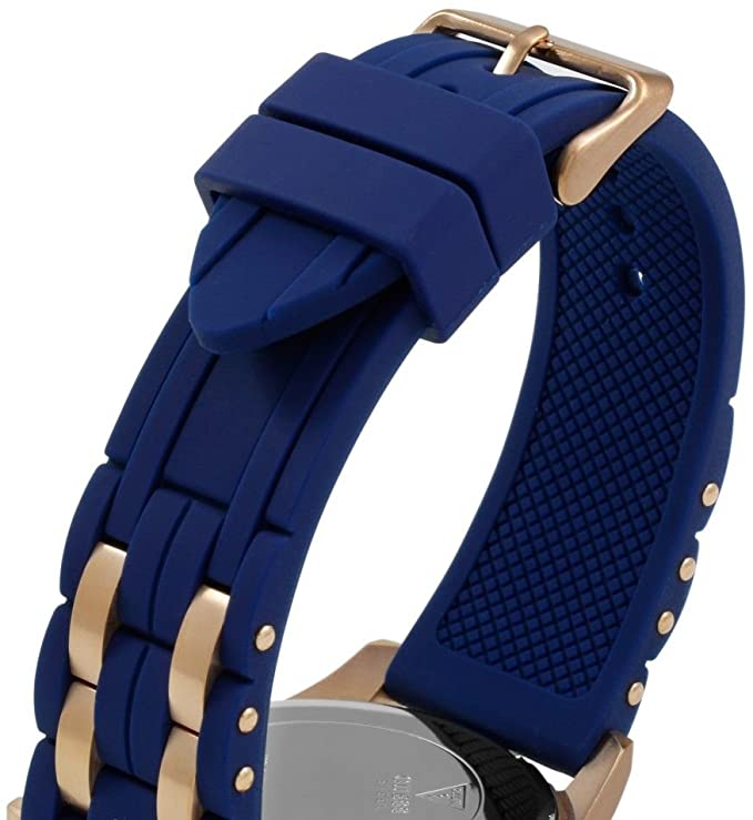 Guess Oasis Blue Dial Blue Rubber Men’s Watch W0366G4 - Watch