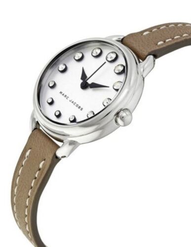 Side profile of Marc Jacobs Betty MJ1480 showing case and brown leather band