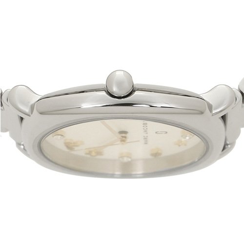 Dial detail of Marc Jacobs Mandy MJ3572 showing gold tone markers, crystal, and MARC JACOBS text