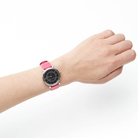 Marc Jacobs Roxy MJ1540 watch worn on wrist with pink strap