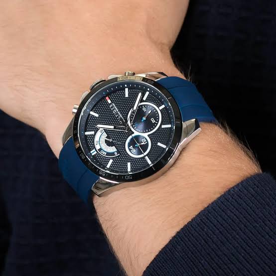 Tommy Hilfiger The Decker watch on wrist with blue rubber strap
